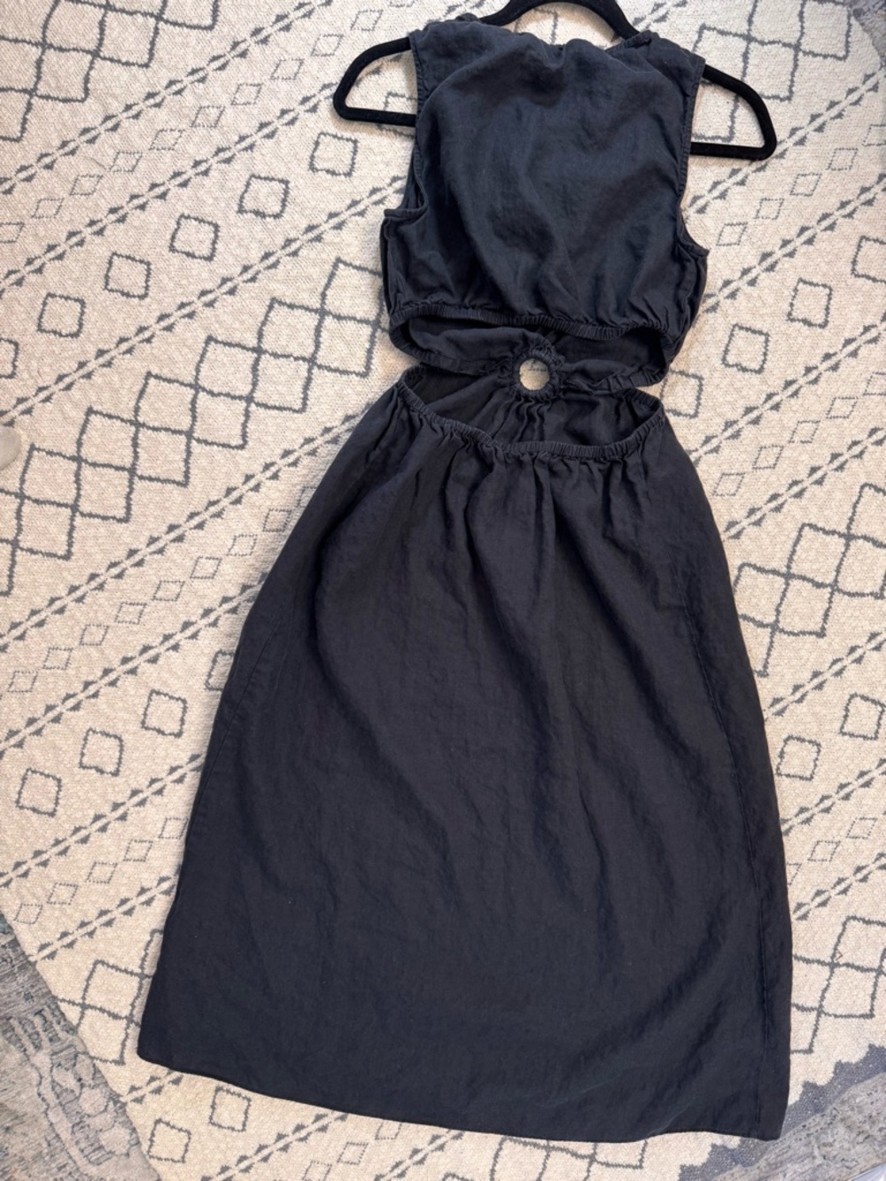 Black Midi Dress with Center Cutout by Dot & Dot - Picture 4 of 4